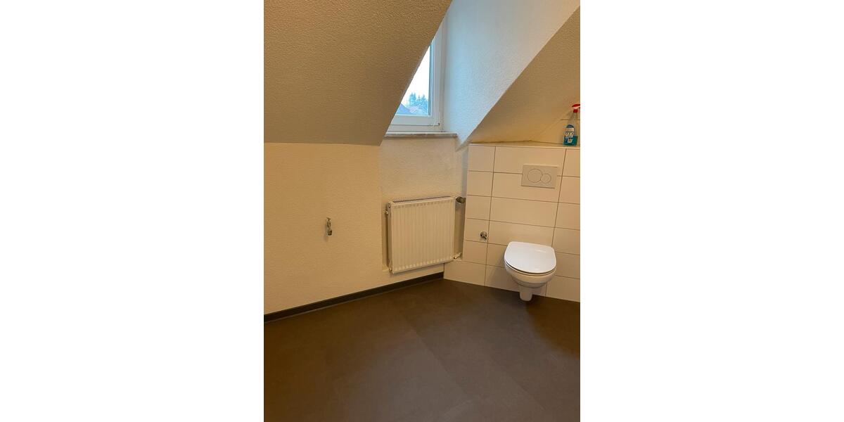 Dachgeschoßwohnung Sulzbach (Saar) - 2 Zimmer, 70 m&sup2;, 700&euro; | Angebot:26412260