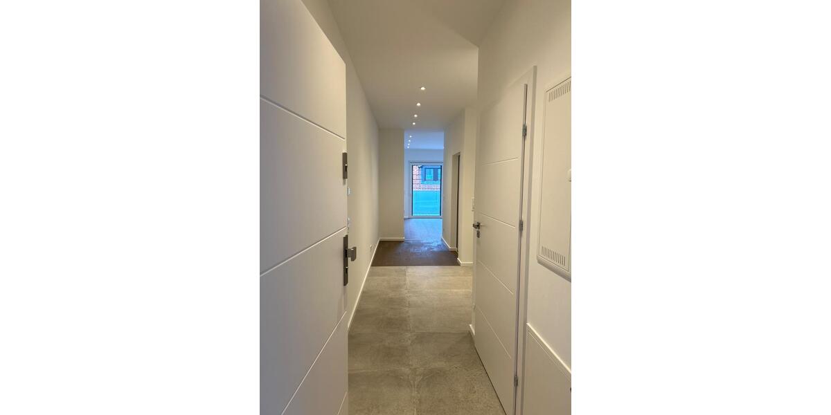 Luxus 2-Zi.Penthouse Whg,direkt an der Weser,EBK,Garage,Fahrstuhl 2 zimmer