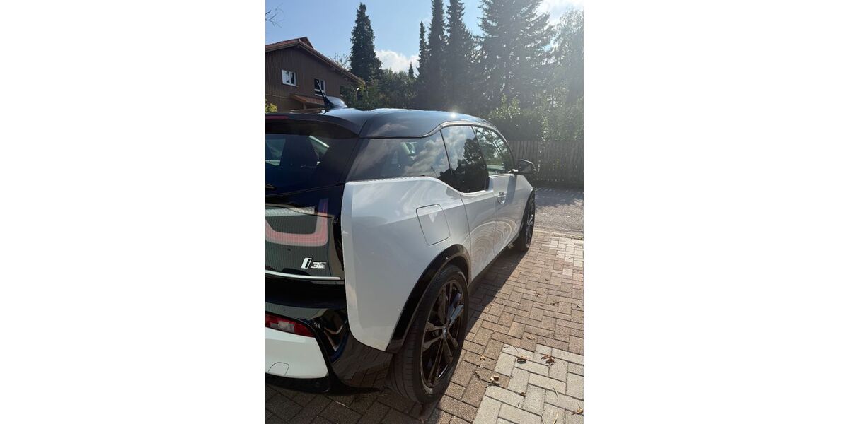 BMW i3 30.500 km 20.499 € München 81929