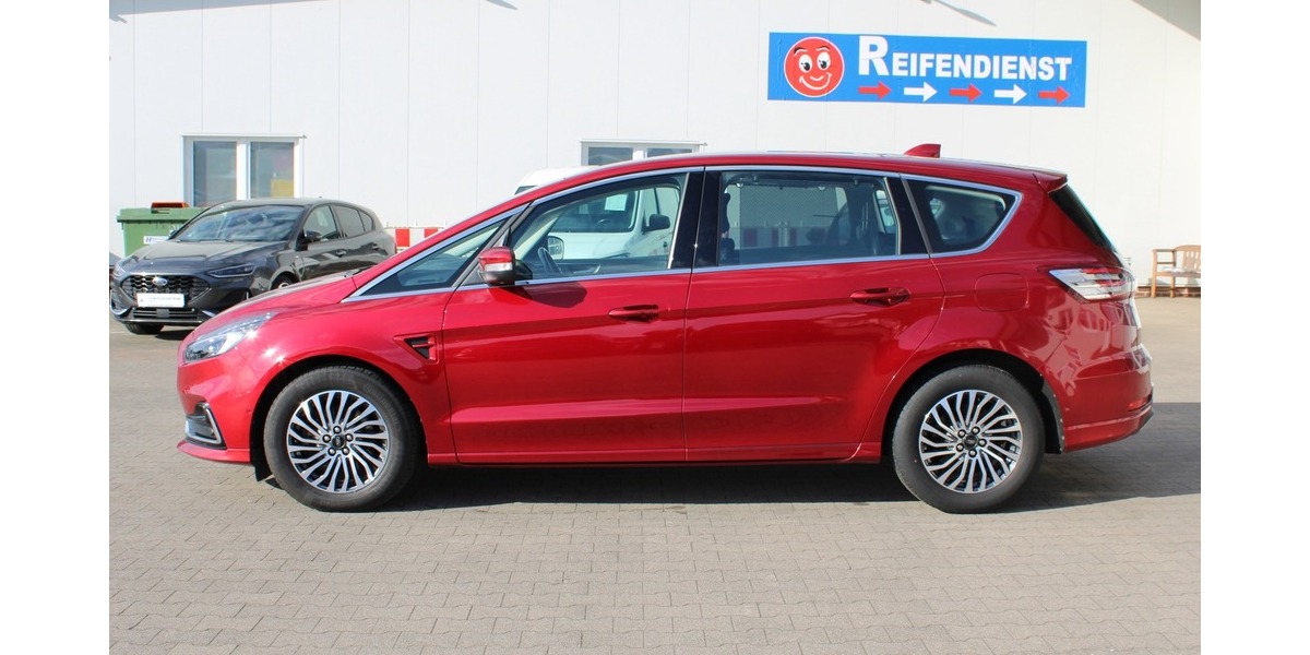 Ford S-MAX TITANIUM 1.HD/7SITZ/PANORA/AHK/360KAM/ACC 99.987 km 22.990 &euro; Hatten 26209