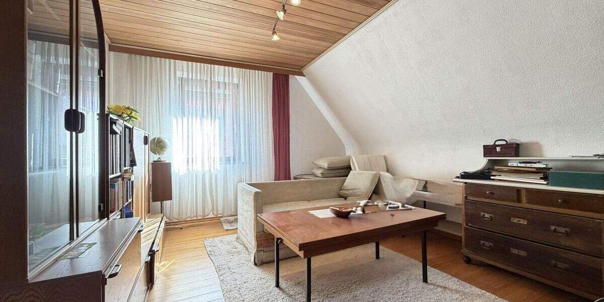 Einfamilienhaus Ottweiler - 6 Zimmer, 152 m&sup2;, 197.000&euro; | Angebot:25413261