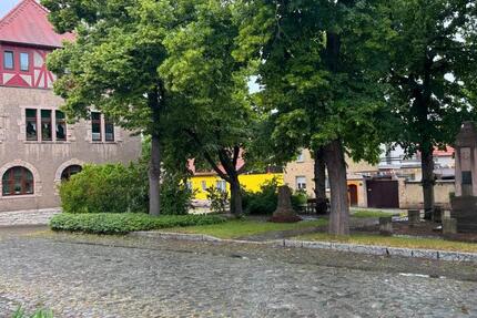 Haus An der Schmücke - 4 Zimmer, 110 m&sup2;, 49.000&euro; | Angebot:27018007