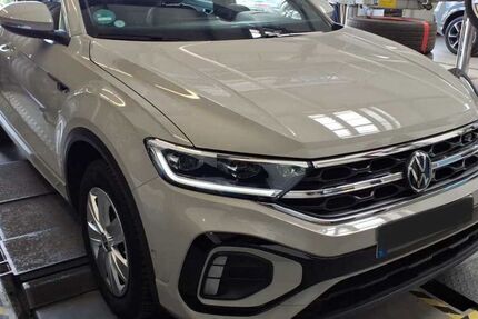 VW T-Roc 21.559 km 24.930 &euro; Bruckmühl 83052