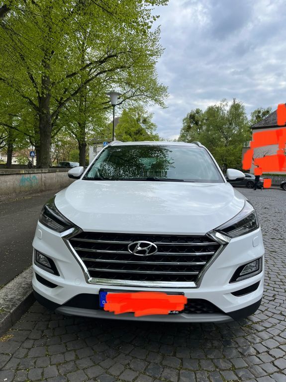 Hyundai TUCSON 69.000 km 19.780 € Kassel 34127