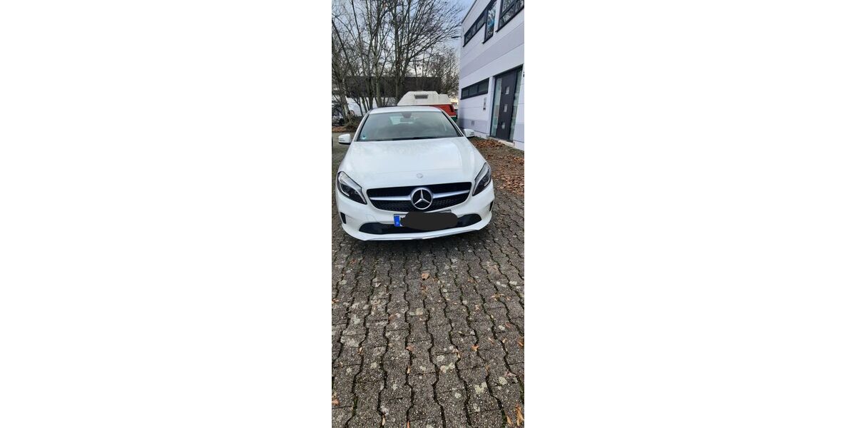 Mercedes-Benz A 160 112.000 km 13.100 &euro; Mannheim 68229