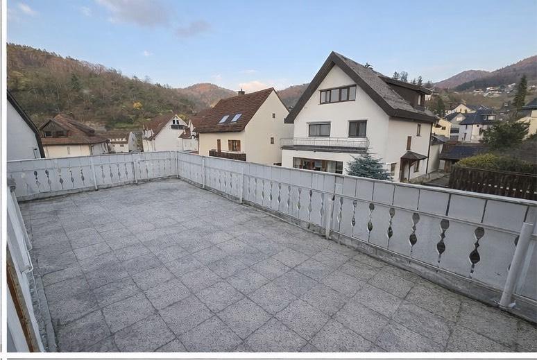 Etagenwohnung Bühlertal - 2 Zimmer, 70 m&sup2;, 880&euro; | Angebot:26367584