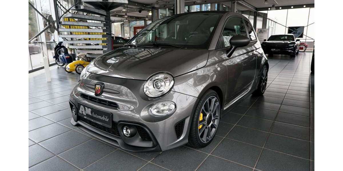 Abarth 695 3.800 km 28.800 &euro; München 81829