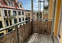 Wohnung zum Mieten in Halle 259 € 37 m²