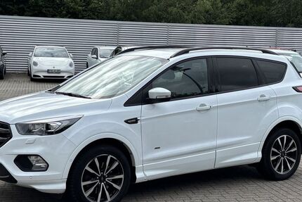Ford Kuga 104.600 km 13.490 &euro; Buxtehude 21614