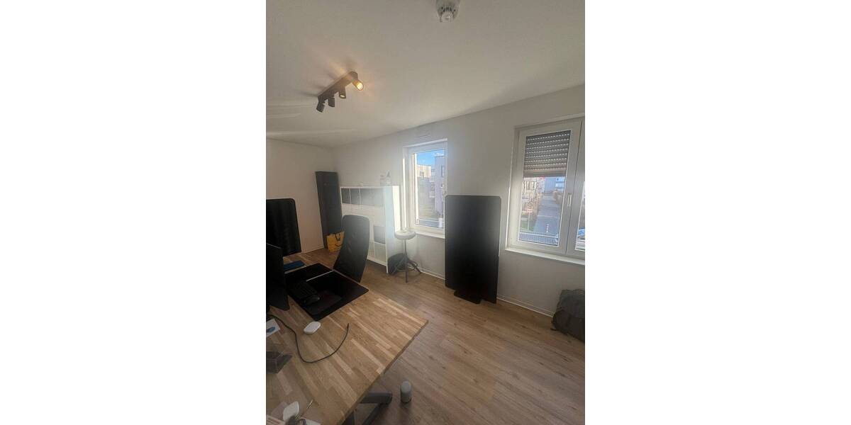 Etagenwohnung Mannheim Käfertal - 3 Zimmer, 90 m&sup2;, 1.313&euro; | Angebot:26259340