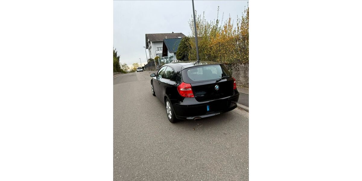BMW 118 211.000 km 2.800 &euro; Pirmasens 66955