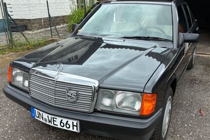 Mercedes-Benz 190 215.675 km 10.490 &euro; Kastellaun 56288