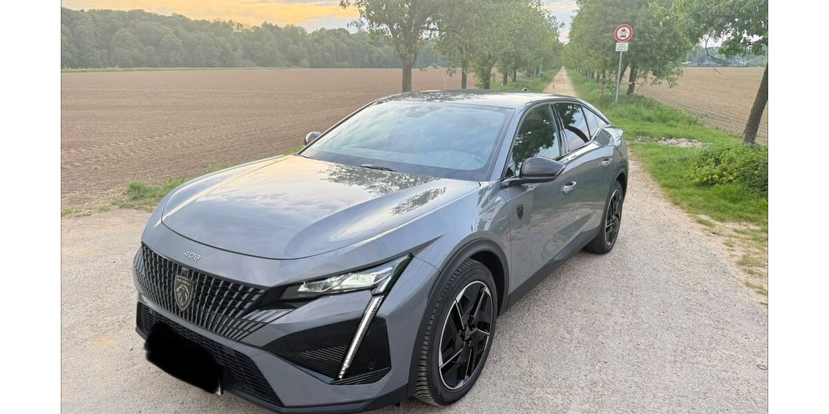 Peugeot 408 43.647 km 28.300 &euro; Kleve 47533