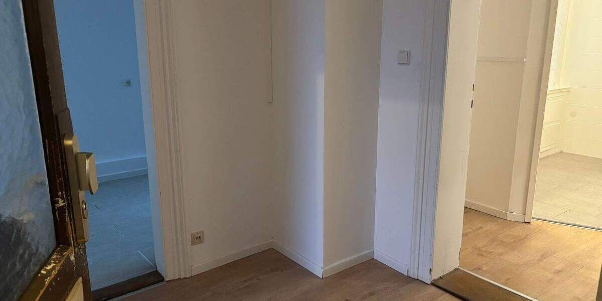 Etagenwohnung Braunschweig Viewegsgarten- Bebelhof - 5 Zimmer, 126 m&sup2;, 1.100&euro; | Angebot:25780972