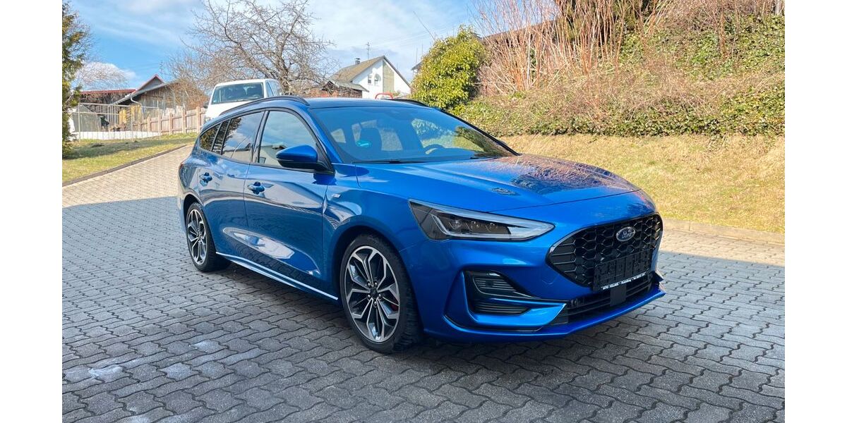 Ford Focus 15.100 km 24.980 &euro; Fichtelberg 95686