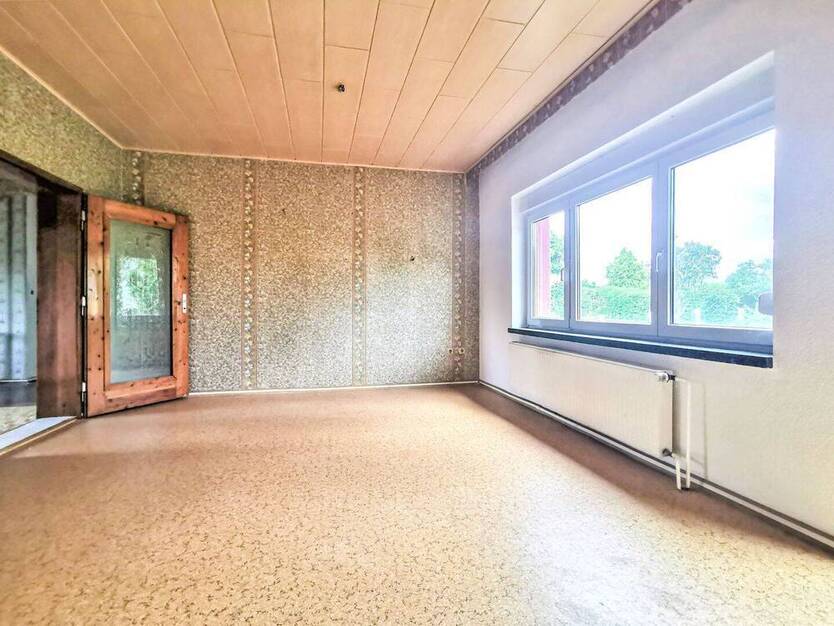 Einfamilienhaus + Nebenhaus | Werkstatt Lager Praxis Büro FeWo | Parkplätze | Solarthermie!