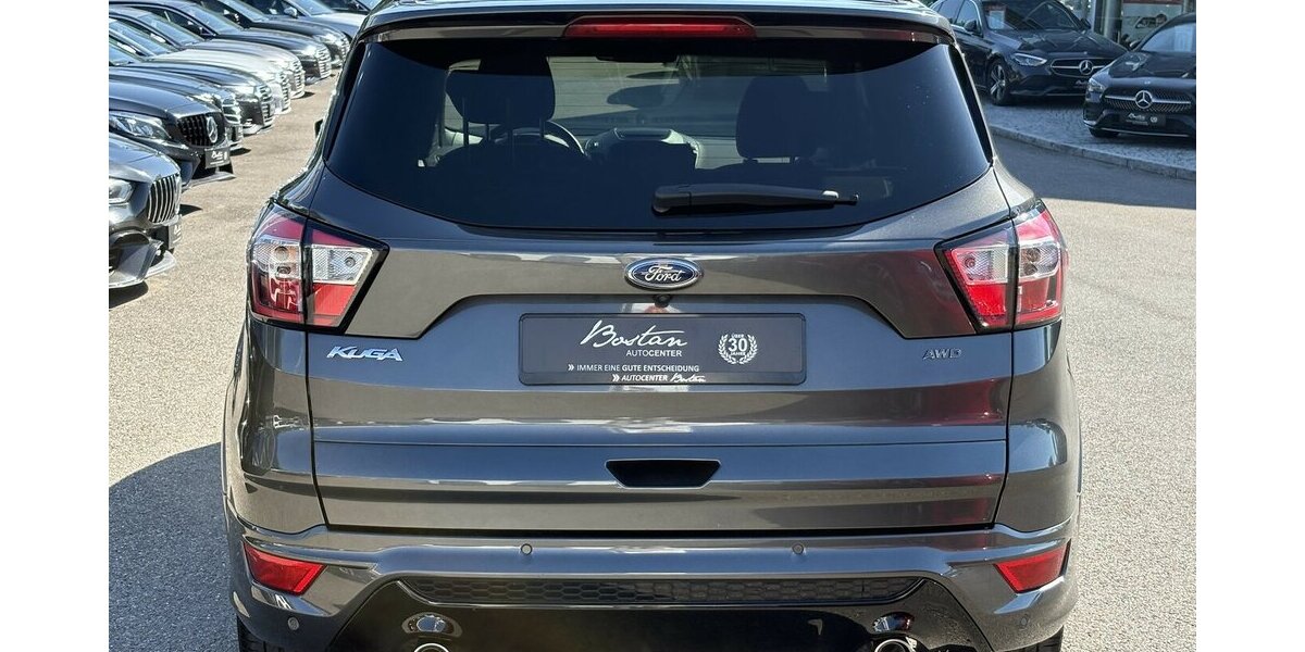 Ford Kuga 2.0 St Line SYNC/KAMERA/NAVI/SHZ/AHK/DAB 71.424 km 18.900 &euro; Villingen-Schwenningen 78054
