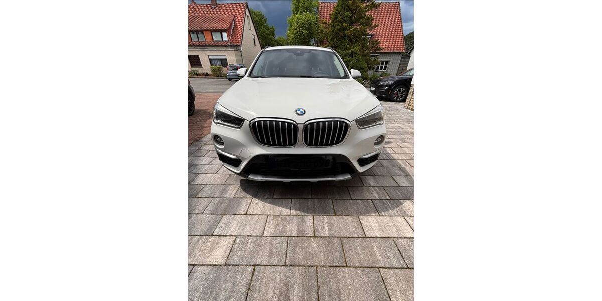 BMW X1 192.585 km 14.999 &euro; Extertal 32699