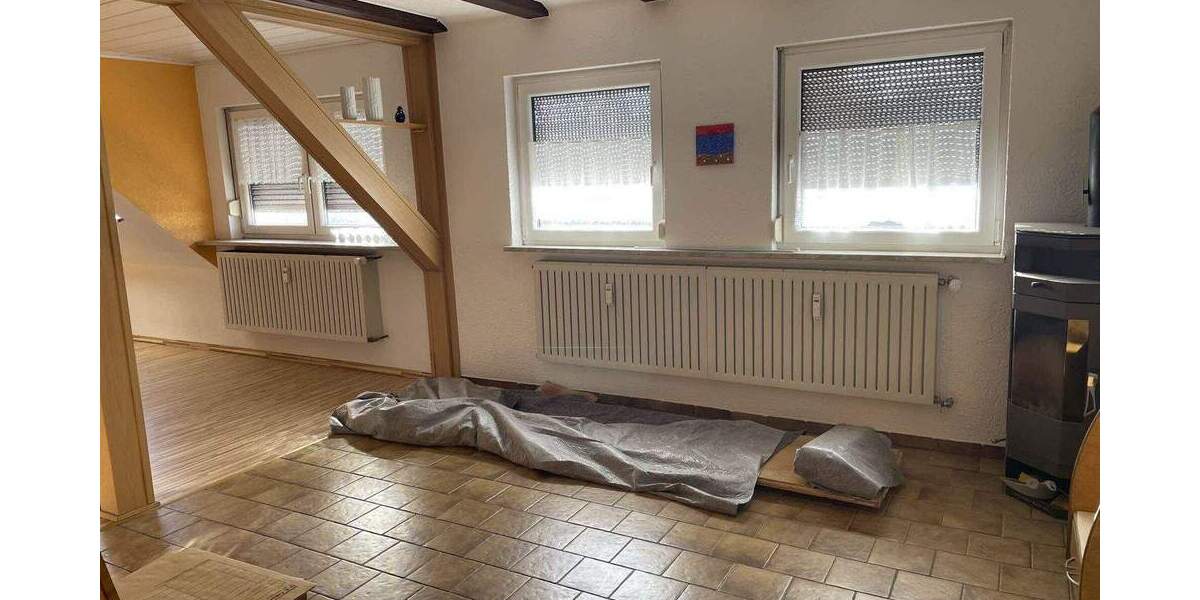 Gewerbeobjekt Uffenheim - 8 Zimmer, 375.000&euro; | Angebot:25318199
