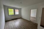 Etagenwohnung Zwickau Eckersbach - 2 Zimmer, 50 m&sup2;, 290&euro; | Angebot:26700075