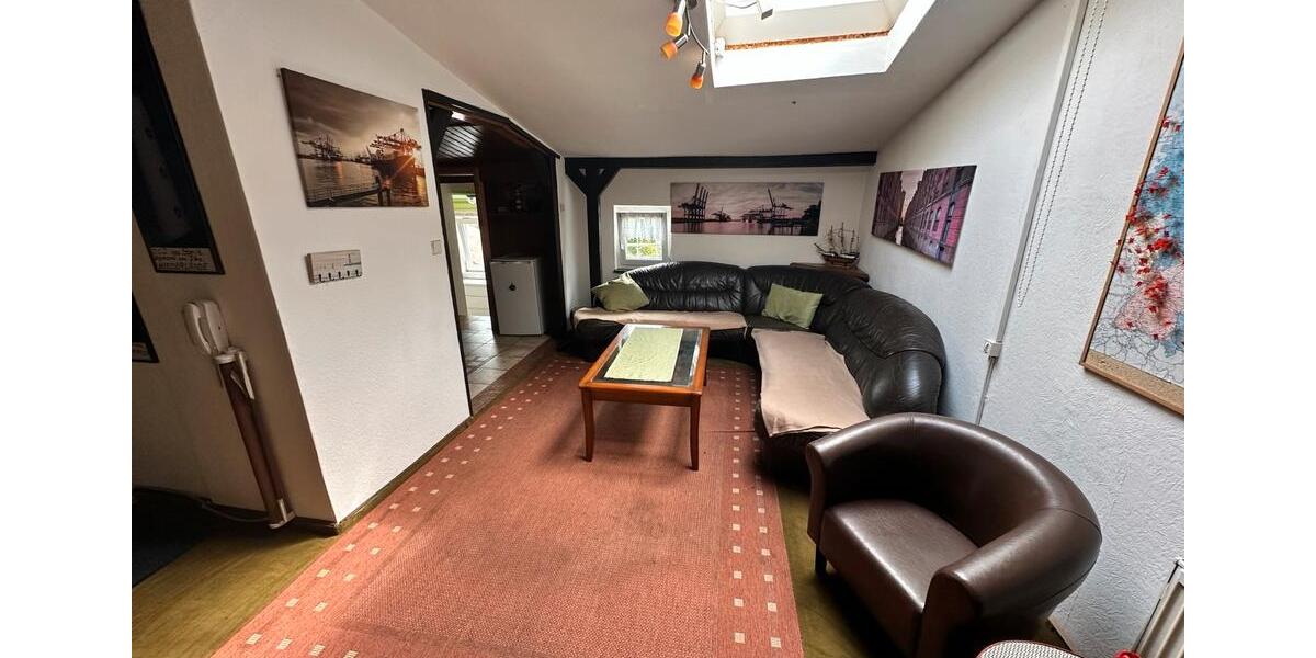 Dachgeschoßwohnung Hamburg Harburg - 3 Zimmer, 70 m&sup2;, 1.300&euro; | Angebot:26415982
