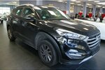 Hyundai Tucson blue 1.6 GDI 2WD Passion - AHK - 122.940 km 12.980 € Euskirchen 53881