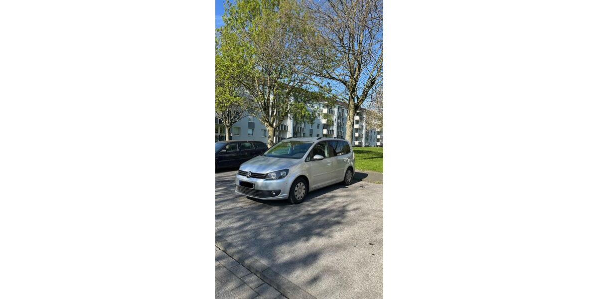 VW Touran 225.700 km 7.500 &euro; Mönchengladbach 41238