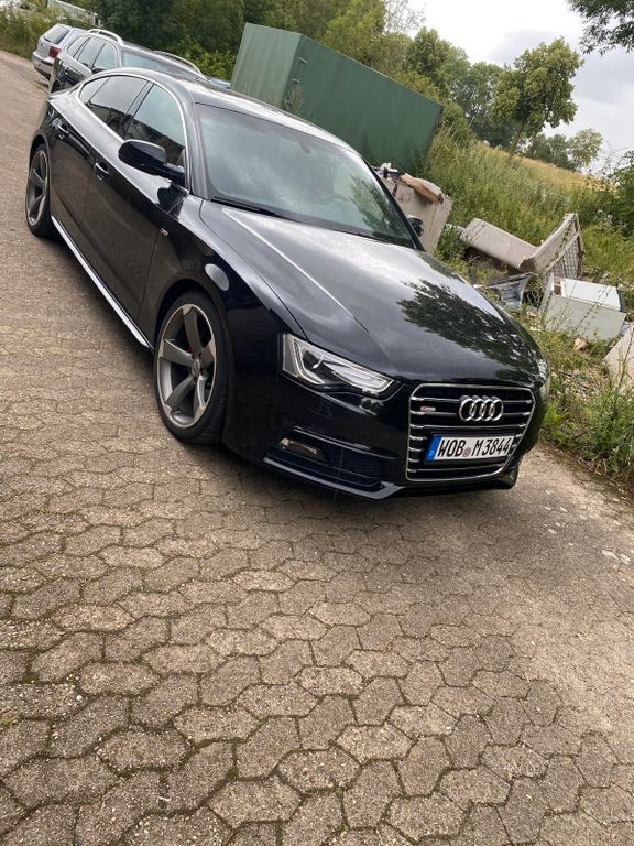 Audi A5 178.000 km 15.500 € Wolfsburg 38444