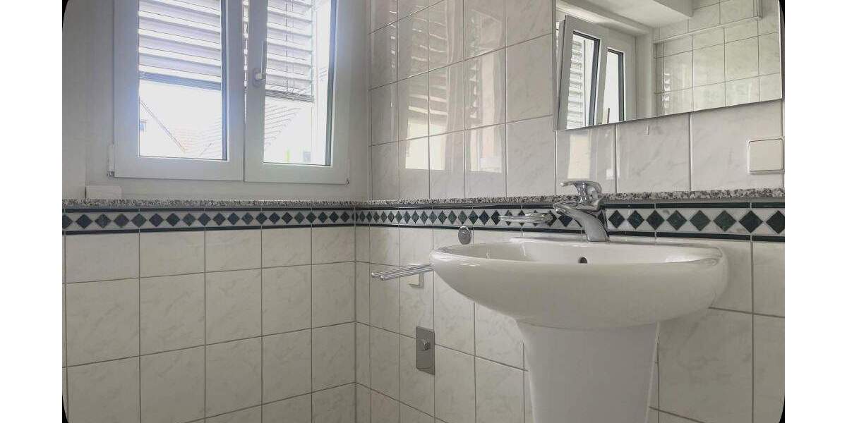 Etagenwohnung Hilzingen Weiterdingen - 3 Zimmer, 105 m&sup2;, 1.155&euro; | Angebot:25229312