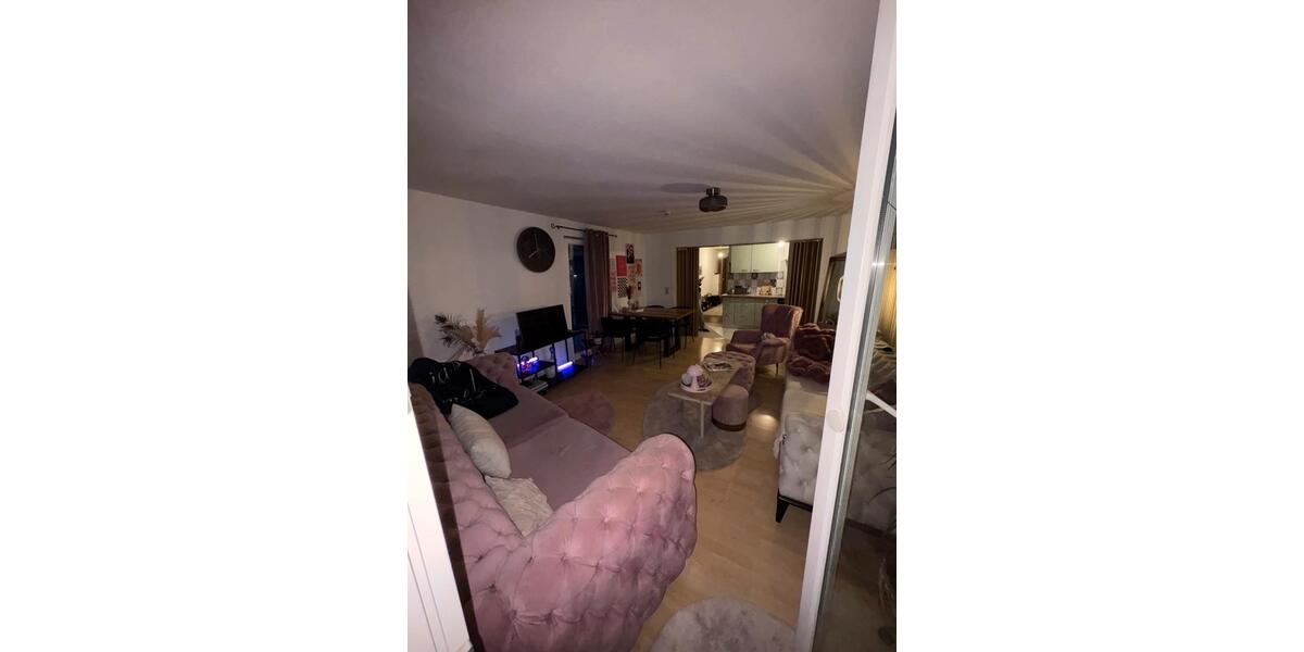 Etagenwohnung Blumberg - 2 Zimmer, 63 m&sup2;, 800&euro; | Angebot:26375252