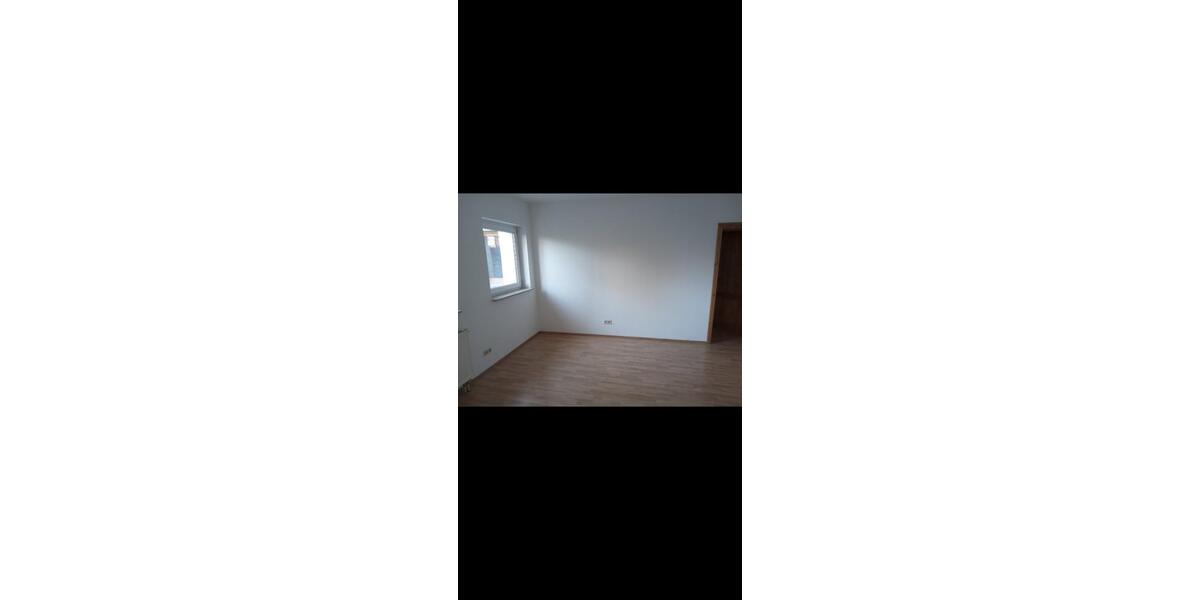 Erdgeschoßwohnung Gräfenhainichen - 3 Zimmer, 69 m&sup2;, 391&euro; | Angebot:25641240