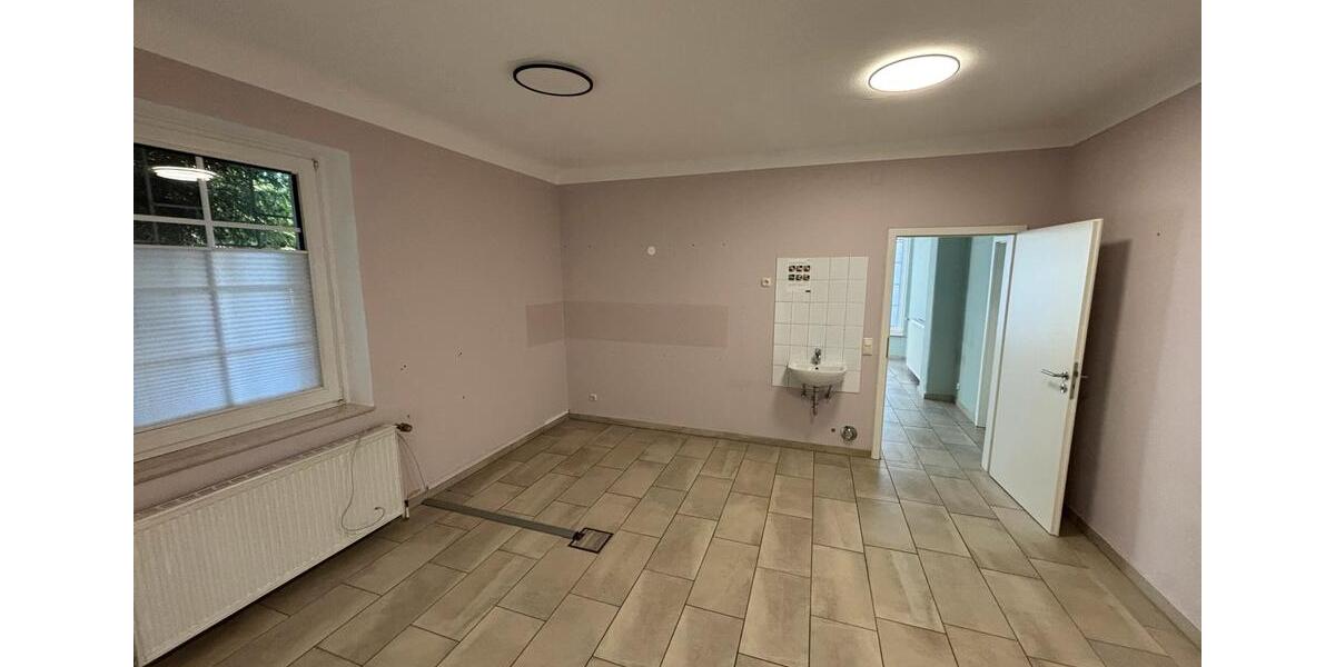 Gewerbeobjekt Hille - 1.400&euro; | Angebot:26228122