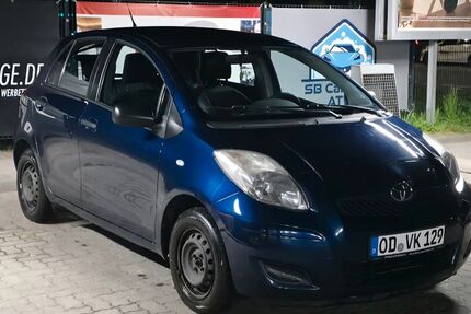 Toyota Yaris 164.600 km 2.590 &euro; Hamburg 21031