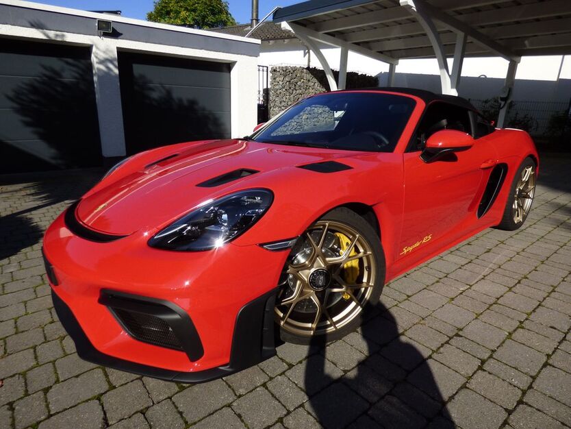 Porsche Boxster 2.600 km 154.900 € Walldürn 74731