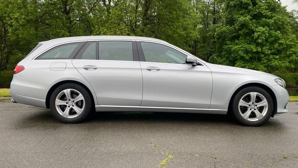 E 220