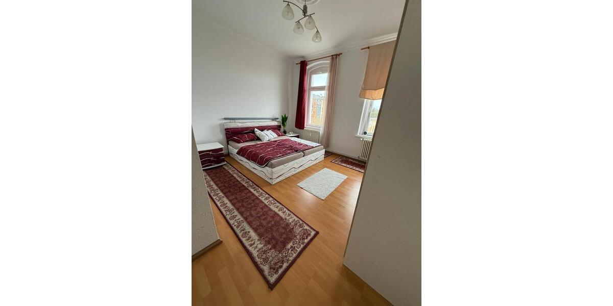 Etagenwohnung Plauen Bahnhofsvorstadt - 4 Zimmer, 90 m&sup2;, 49.000&euro; | Angebot:27464615