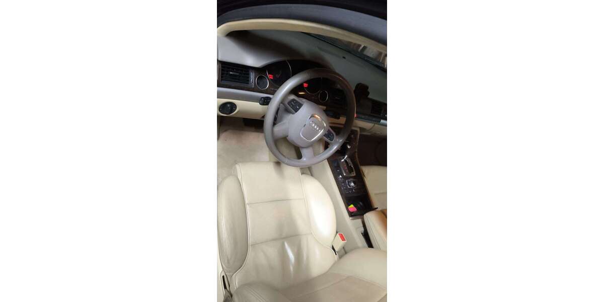 Audi A8 250.000 km 6.300 &euro; Waldshut-Tiengen 79761