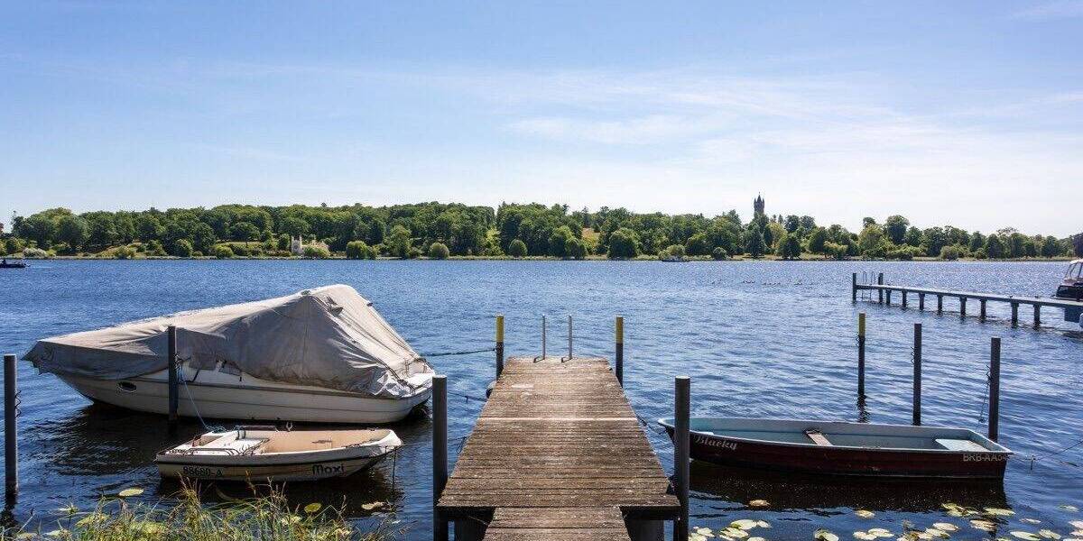 Ein Juwel am Wasser mit privatem Bootsliegeplatz 5 zimmer