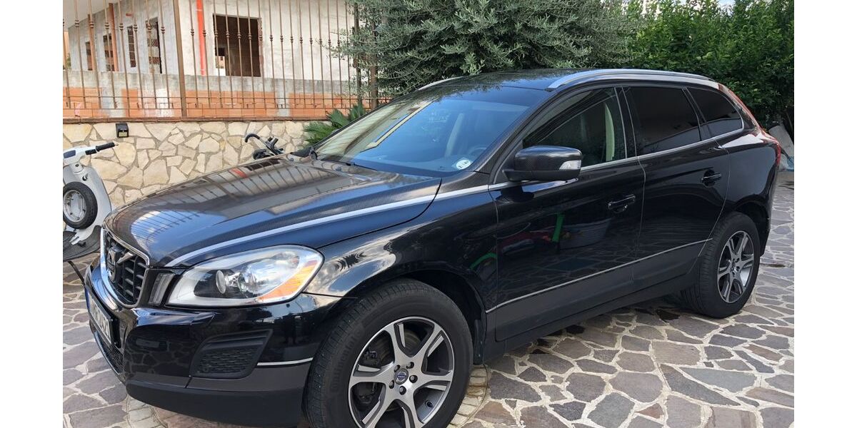 Volvo XC60 214.568 km 11.800 &euro; Diedorf 86420