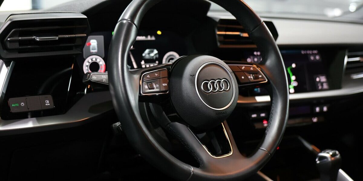 Audi A3 LIMOUSINE 35 TFSI BUSINESS BLACK LED,ACC+LANE 16.000 km 26.777 &euro; Hamm 59077