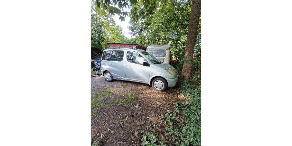 Toyota Yaris 250.000 km 2.900 &euro; Buchholz 21244