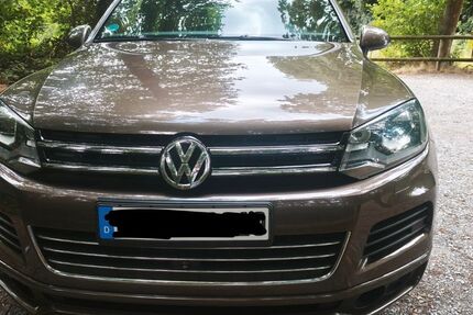 VW Touareg 201.000 km 18.990 &euro; Paderborn 33104