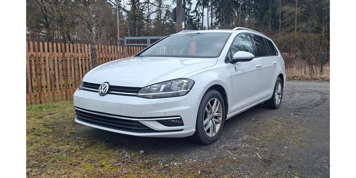 VW Golf 136.707 km 12.000 &euro; Stadtroda 07646
