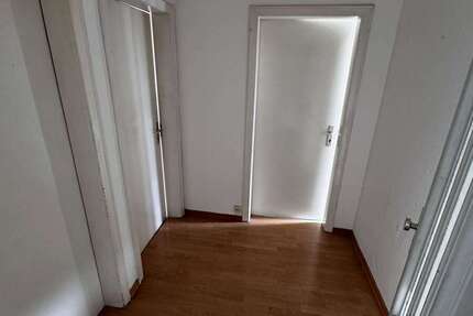 Wohnung Kassel Südstadt - 2 Zimmer, 70 m&sup2;, 525&euro; | Angebot:27127776