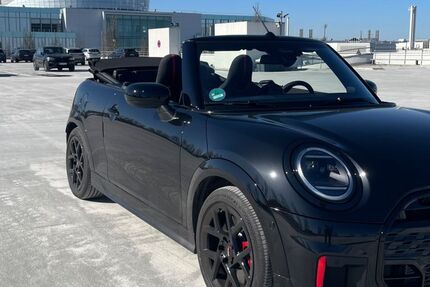 Mini John Cooper Works Cabrio 1.900 km 37.500 &euro; München 80937