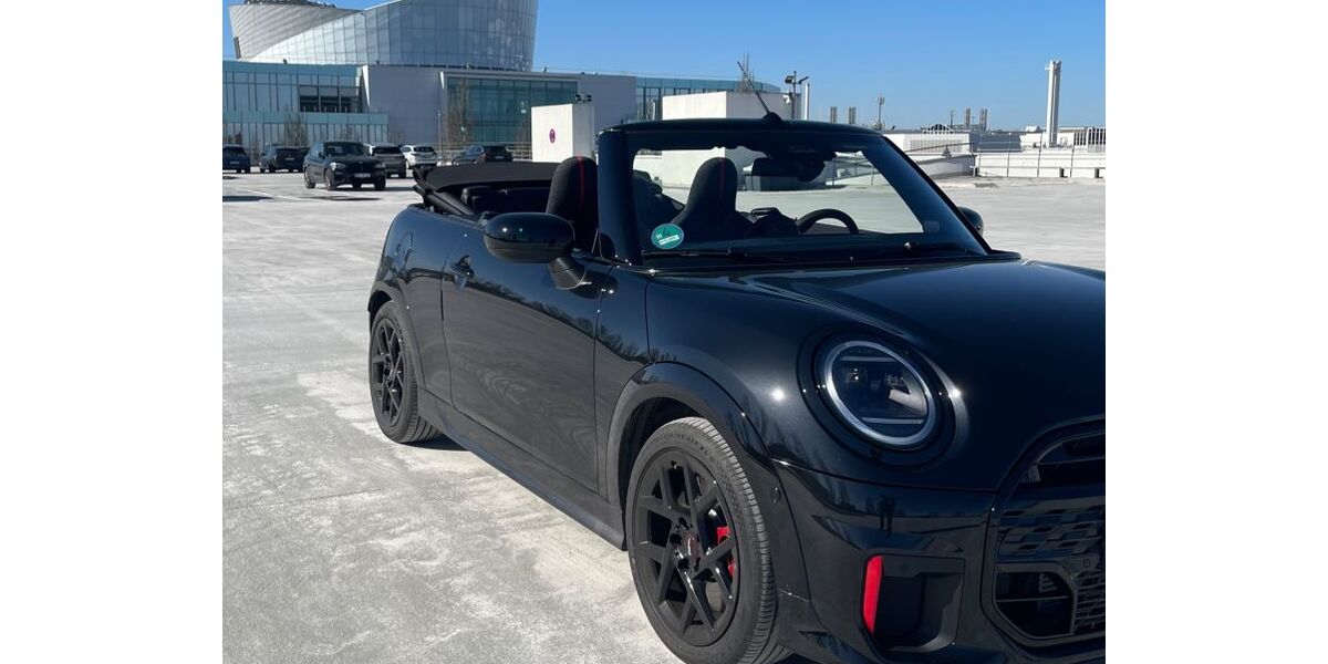 Mini John Cooper Works Cabrio 1.900 km 37.500 &euro; München 80937
