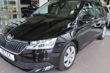 Skoda Fabia 77.583 km 10.980 € Schmallenberg 57392