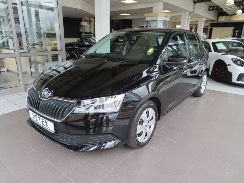 Skoda Fabia 77.583 km 10.980 € Schmallenberg 57392