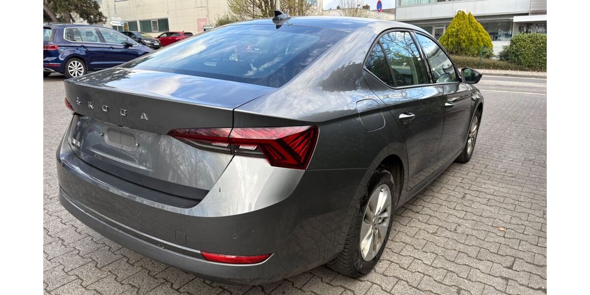 Skoda Octavia 138.000 km 16.184 &euro; Frankfurt am Main 60389