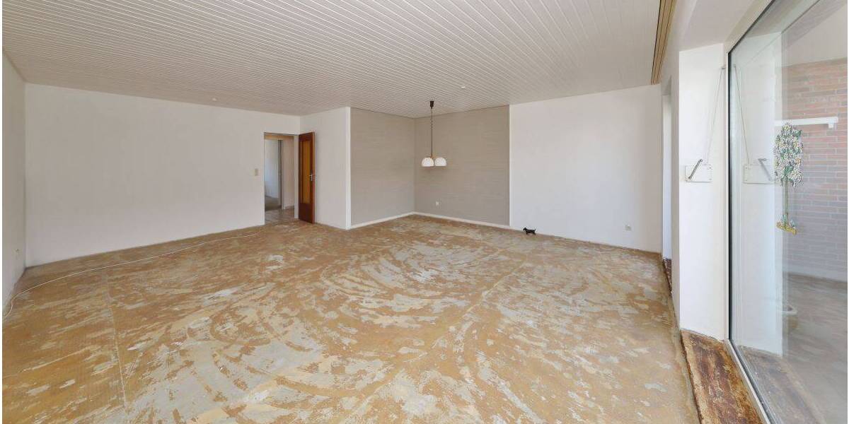 Etagenwohnung Wilhelmshaven Innenstadt - 3 Zimmer, 100 m&sup2;, 155.000&euro; | Angebot:26825637